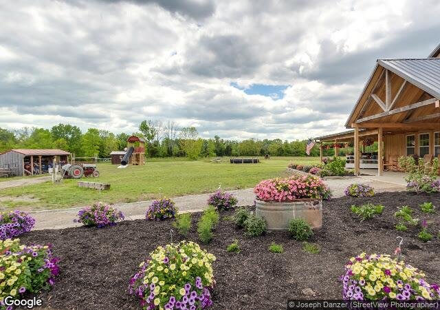 Blooms & Berries Fall on the Farm in Loveland, OH
